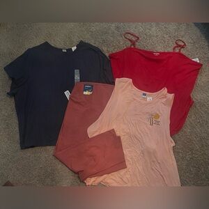 Old Navy
4 piece plus bundle
Size 4X 
NWT
Casual T-Shirt and Tank Top Set